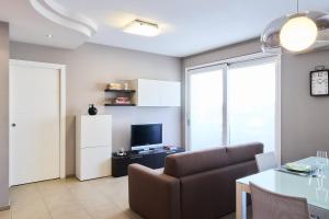 Μια τηλεόραση ή/και κέντρο ψυχαγωγίας στο Mabellini Lifestyle