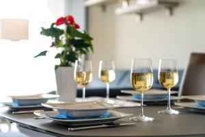 Ποτά στο Traumblick Rügen- Gemütliches Apartment mit traumhaftem Meerblick, Kamin, privater Sauna und Schwimmbadnutzung