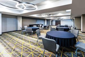 Konferenční prostory v ubytování Holiday Inn & Suites Stillwater-University West by IHG + 37 fotografií