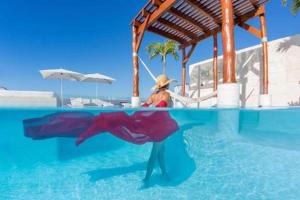 Bazen u objektu Hotel The Palm ili u blizini