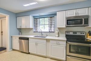 Gallery image of Spacious Boynton Beach Vacation Home Pets Welcome in Boynton Beach +21 photos