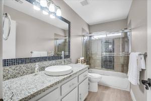 Gorgeous and Spacious home!