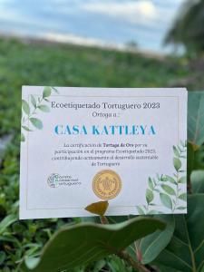 Сертификат, награда, вывеска или другой документ, выставленный в Casa kattleya