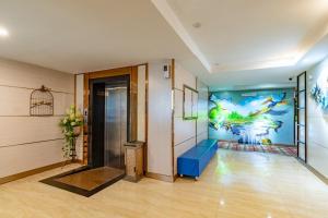 Foto sihtkohas Guangzhou asuva majutusasutuse Guangzhou Bird Island Hotel galeriist
