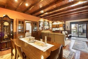 Billede fra billedgalleriet på Private Pool Villa 20min By Oporto i Oliveira de Azeméis + 36 billeder