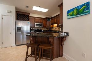 Η κουζίνα ή μικρή κουζίνα στο Phoenix VII 7109 condo