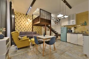 Virtuvė arba virtuvėlė apgyvendinimo įstaigoje Lovely studio apartment, Fiumei