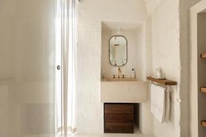 Een badkamer bij AL PALAZZO La Dimora by Apulia Hospitality