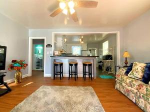 Gallery image of Sweet Retreat at Thel's Place in Wilson