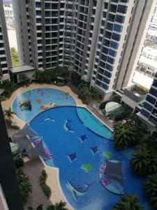 O vedere a piscinei de la sau din apropiere de Melaka Carol Leisure Stay