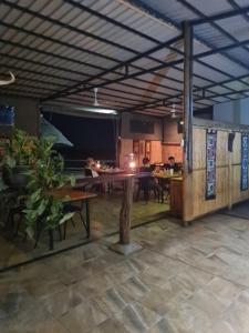 Mwandi View餐厅或其他用餐的地方