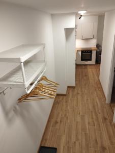 Köök või kööginurk majutusasutuses Apartament Osowskie Zacisze