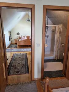 Postel nebo postele na pokoji v ubytování 2 Zimmer Wohnung in Thermennähe für 4 Personen