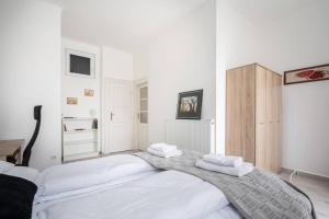 Szentkirályi Apartman 1 1088 Budapest, 29 Szentkirályi utca kép - 2