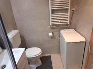 Łazienka w obiekcie Apartman Zuki