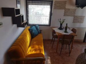 Χώρος καθιστικού στο Apartments with a parking space nska, Krk - 21684