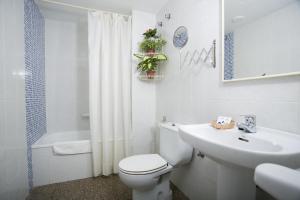 Koupelna v ubytování Hotel Norai