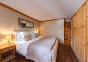 Letto o letti in una camera di Hotel Albatros