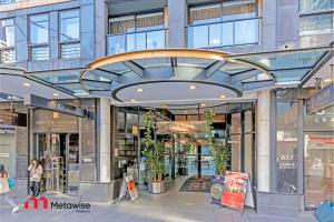 Το κτήριο όπου στεγάζεται  το διαμέρισμα