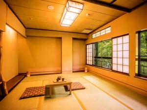 Ooedo Onsen Monogatari Unazuki Grand Hotel的休息区
