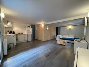 Virtuvė arba virtuvėlė apgyvendinimo įstaigoje Appartements Barcelonnette