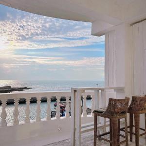 Vista generica sul mare o vista sul mare dall'interno della stanza in casa privata