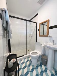 Koupelna v ubytování Maison Boheme - La Manzana Panama + 23 fotografií