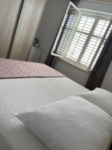 Cama o camas de una habitación en Old town rooms