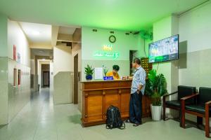 Lobby o reception area sa Khanh Vy Hotel