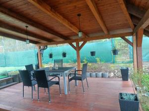 Patio nebo venkovní prostory v ubytování Relaxklub villa s wellness