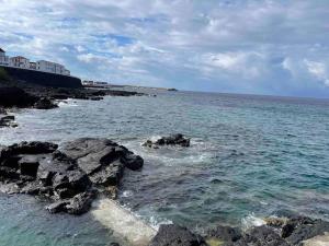 Imagen de la galería de Casa da Esquila Ilha do Pico 2, en Cais do Pico 23 fotos más