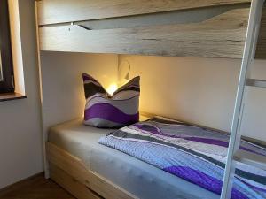 Säng eller sängar i ett rum på Zur Scheune - a88305