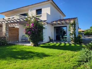Vonkajšia záhrada v ubytovaní Giardinu di Luce - Appt pour 4 vue mer
