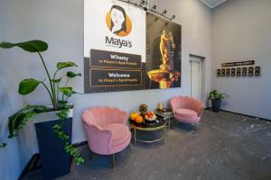 Maya's Apartments的休息区