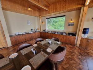 Posezení v ubytování The Forest View by DL Hotels and Resorts
