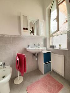 Bagno di La comodità a due passi dal mare di Mondello