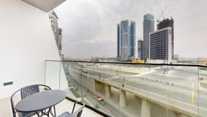 Fotografie z fotogalerie ubytování Primestay - Binghatti Canal Studio, Business Bay v Dubaji