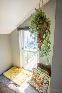 The Peak Mt Washington - Large 2bd Apt w A View客房内的一张或多张床位