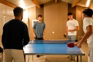 Stolní tenis v ubytování Hameau du Prat nebo okolí