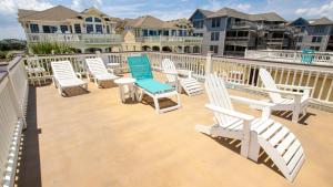 Balkón nebo terasa v ubytování KD2, Grande Luxxe- Oceanfront, 11 BRs, Pool, Theater Rm, Elev, Game Rm