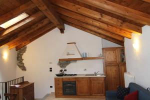 Η κουζίνα ή μικρή κουζίνα στο Spectacular mountain hideaway +18 φωτογραφίες