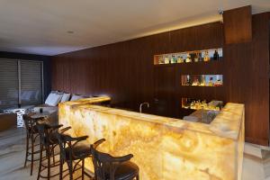 The lounge or bar area at Botabara Del Mar Boutique