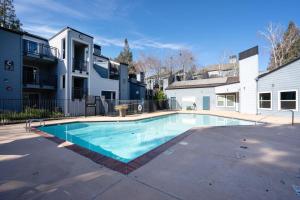 a swimming pool in the middle of a house at Palo Alto 1br w gym pool wd nr Stanford SFO-1259 in Palo Alto