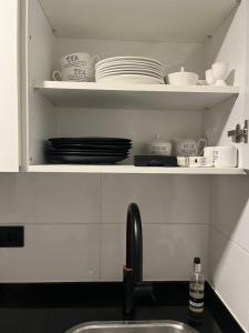 Kuchyň nebo kuchyňský kout v ubytování Appartement 228 Bruinisse + 19 fotografií