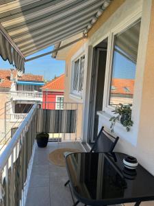 Balkón nebo terasa v ubytování Apartman Lora