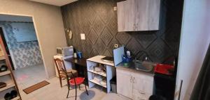 Kuchyň nebo kuchyňský kout v ubytování Kiev hotel + 32 fotografií