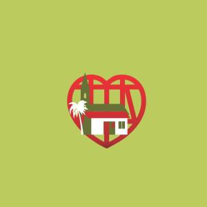 a heart with a house and a palm tree at Suites da Rota - Pomerode SC in Pomerode