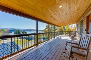 Pet-Friendly Tennessee Cabin - Deck and Foosball!