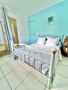 Postel nebo postele na pokoji v ubytování Villa KAZ A ZOT