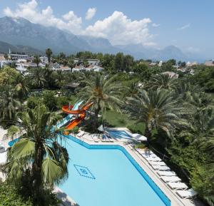 Bazén v ubytování Asdem Park Otel nebo v jeho okolí